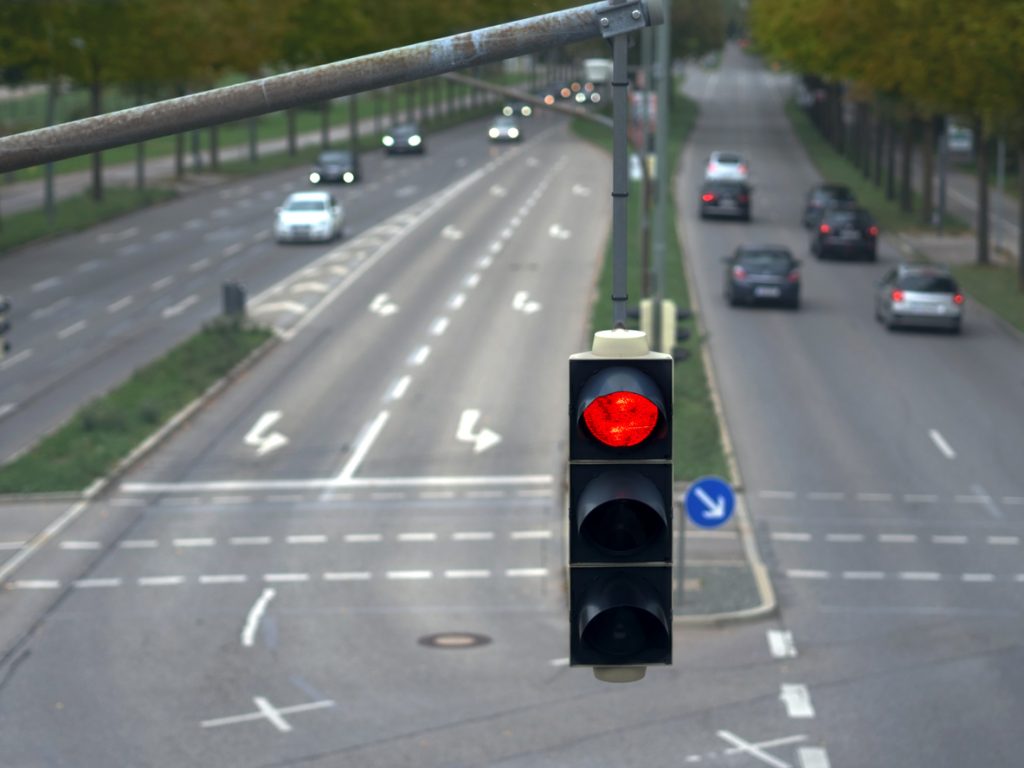 Reason of red light cameras spark controversy in Tennessee